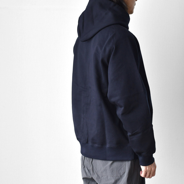 STILL BY HAND （スティルバイハンド） CS02244 ジップアップ