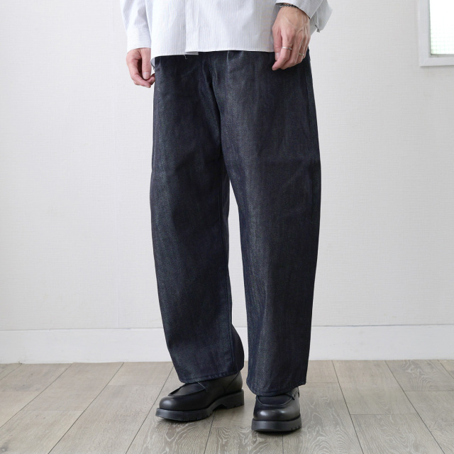 STILL BY HAND （スティルバイハンド）DN01253 Deep Tuck Wide Denim